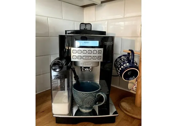 Bright, Book-filled Flat In Artsy Stokes Croft Appartement *